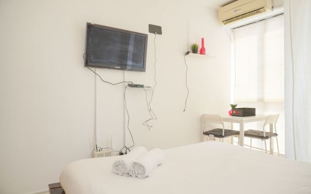 Modern And Nice Studio Citra Living Apartment