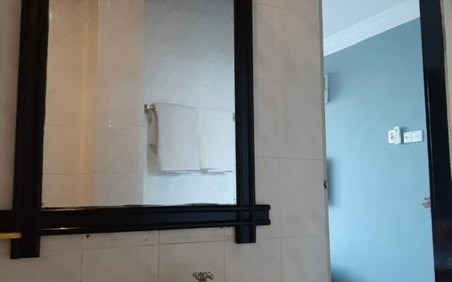 Oyo 89899 Cempaka Inn Chalet