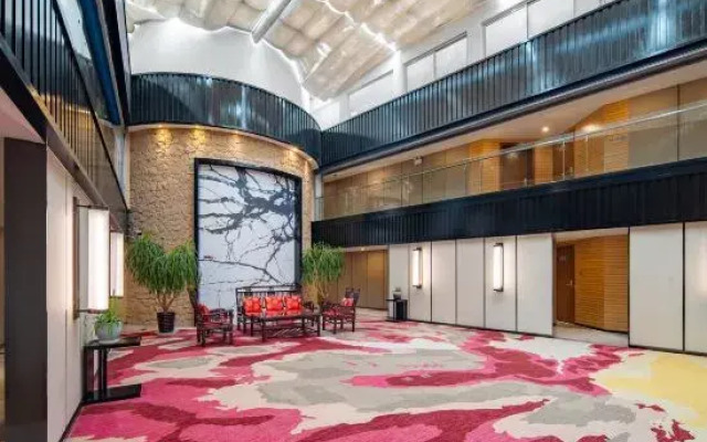 Erhai Bay Holiday Hotel