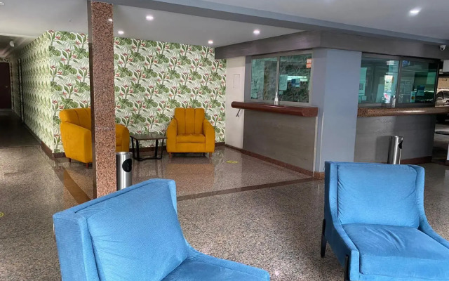 Hotel Menara