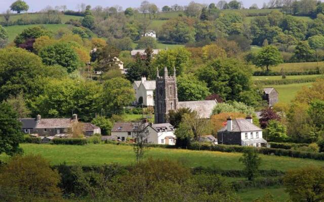 Brentor Self-catering