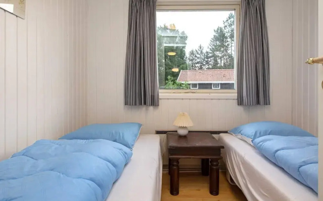 9 Person Holiday Home in Vaeggerlose