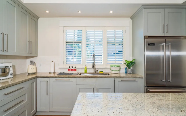 Timeless Retreat Near Central Vancouver