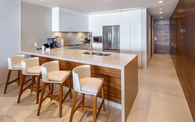 Solaz Signature Suites