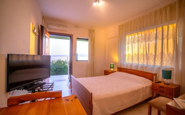 Moireas Apartments