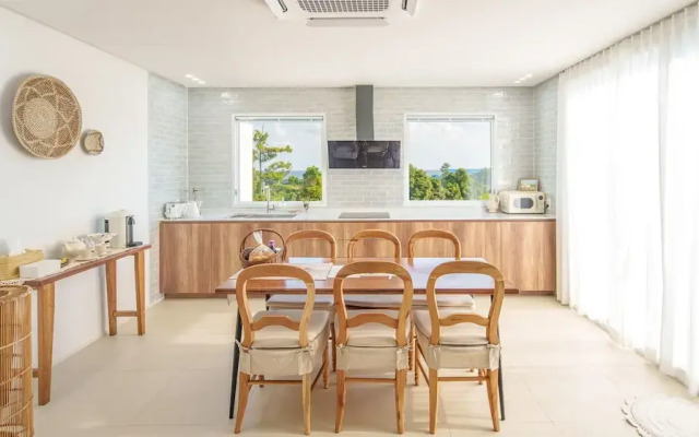 Jeju Stay Eden Dokche Poolvila Pension