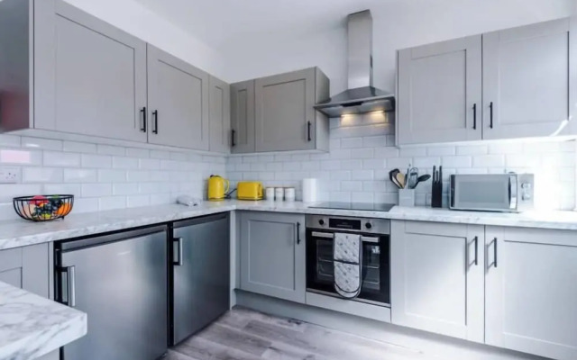 127 Minshull New Road