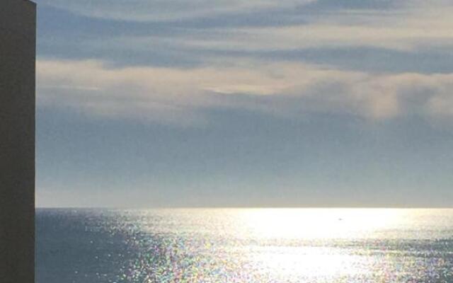 Les Balcons de la Mer