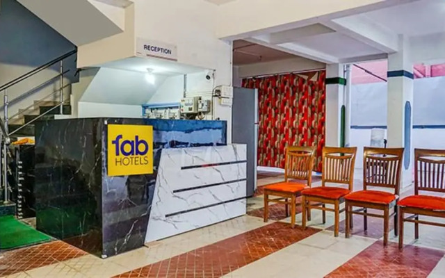 Fabhotel Grandeur