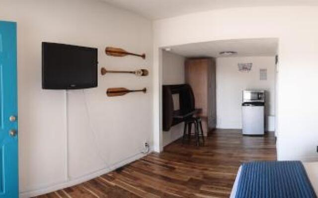 Desert Hills Motel