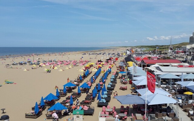 Cozy Holiday Home in Scheveningen near Beach