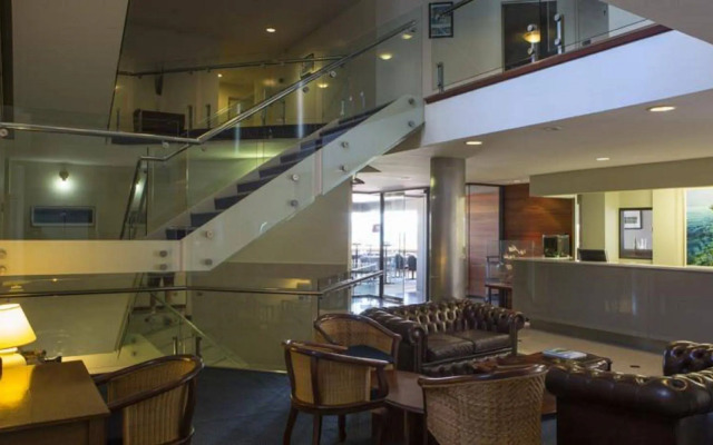 Ocean Centre Hotel