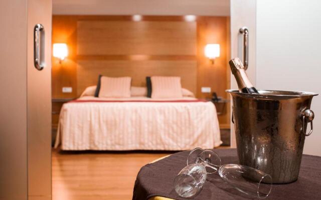Hotel Reconquista