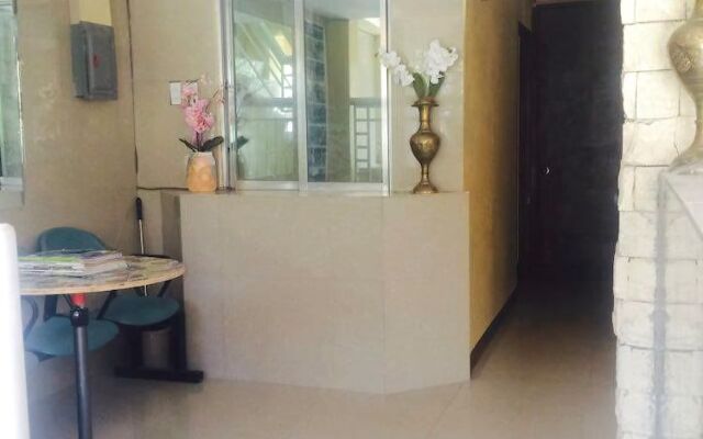 Garces Budget Apartelle