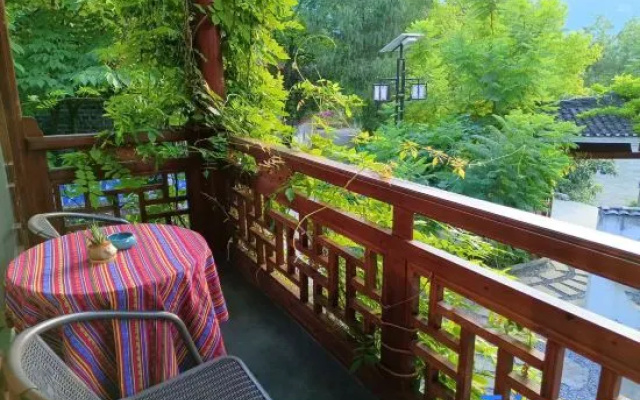 Fanjingshan Yunshe Shu Cinema Homestay – Outside – Tongren