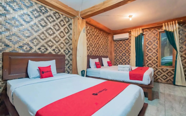 OYO 867 Bettah Coba Homestay