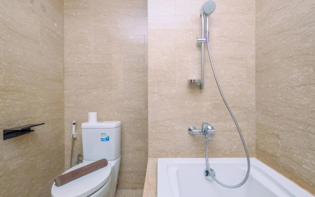 Elegant And Comfy 2Br At Menteng Park Apartment