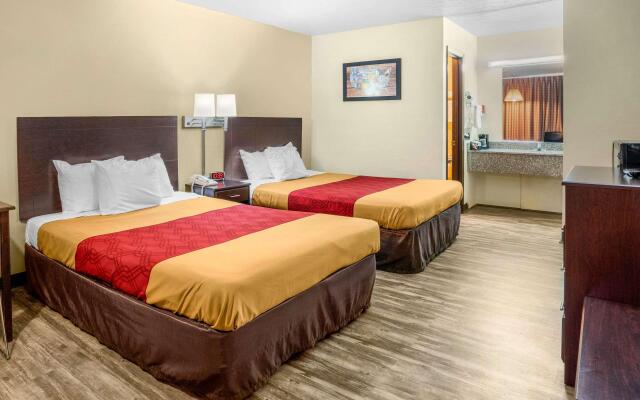 Econo Lodge Rolla I-44 Exit 184 Near Missouri University of Science and Technology