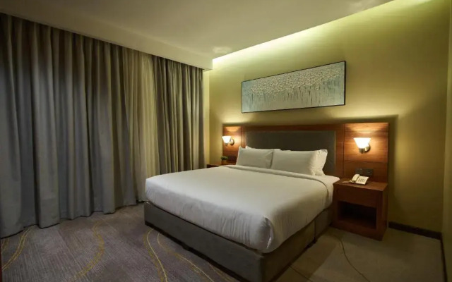 Platinum Hotel