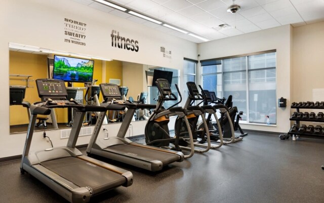 Milwaukee Beautiful Family 2BD 2BA Downtown Apartment