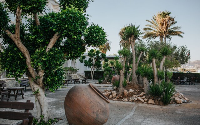 Sveltos Hotel