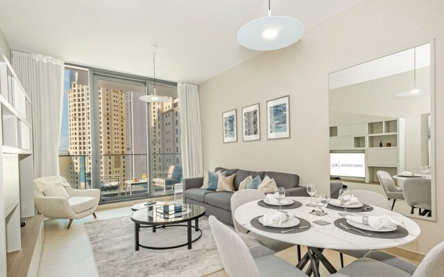 LUX Contemporary Suite Marina View 3