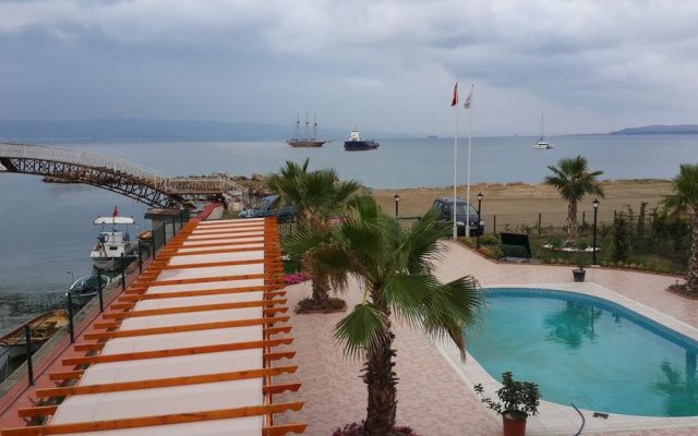 Halil Tuna Hotel