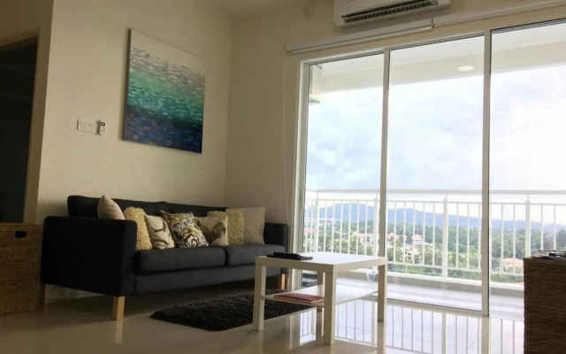 Sandakan Spacious and Comfortable Pool View Condo