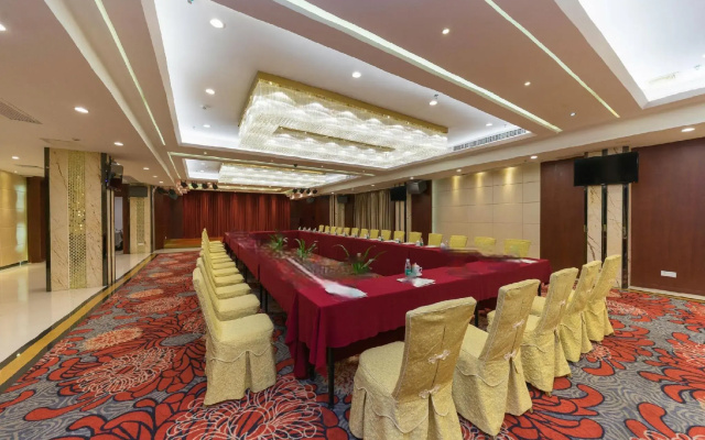 Rich Forex Hotel