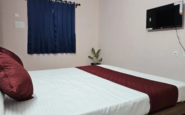 Pondy Pleasant Stay