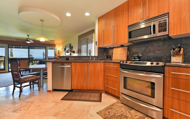 Kaanapali Plantation 2 Bedroom by RedAwning