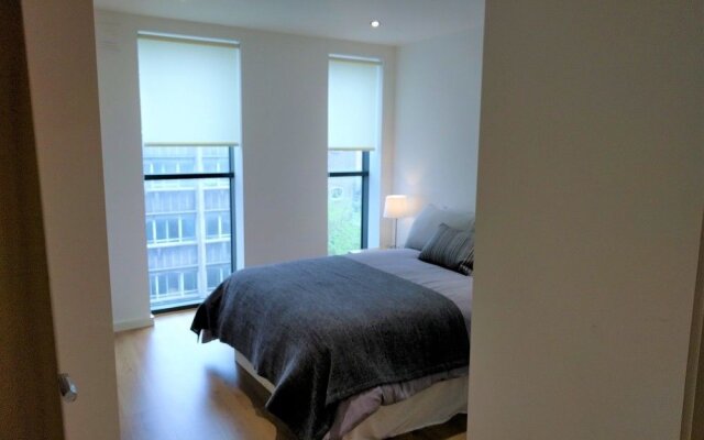 Elephant and Castle Apartment