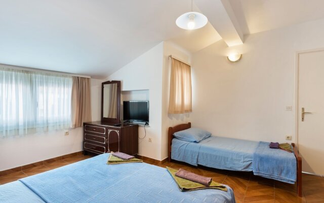 Scenic Apartment in Zadar With Terrace