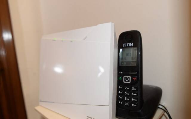 Room in Guest Room - Emilio's Home Triple Room in our Cozy and Comfortable Establishment