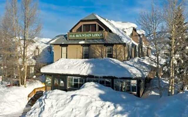 Elk Mountain Lodge