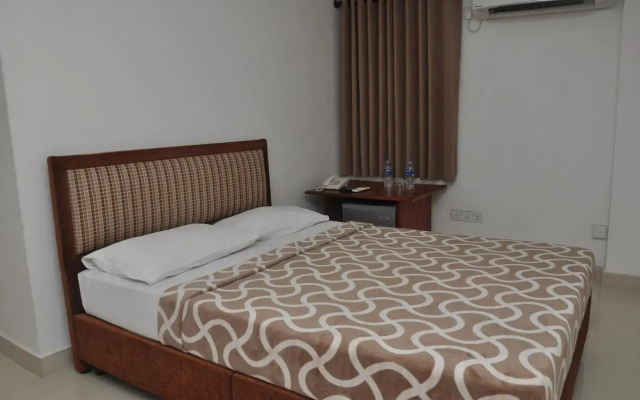 Saasha City Hotel