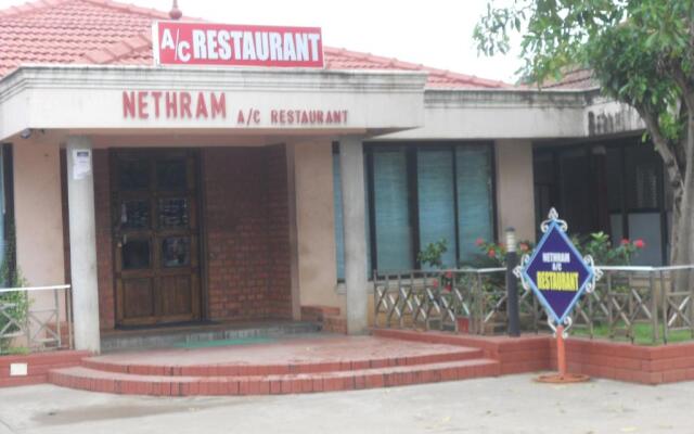 Hotel Sadhabishegam Ramalinga vilas - Manakudi Village