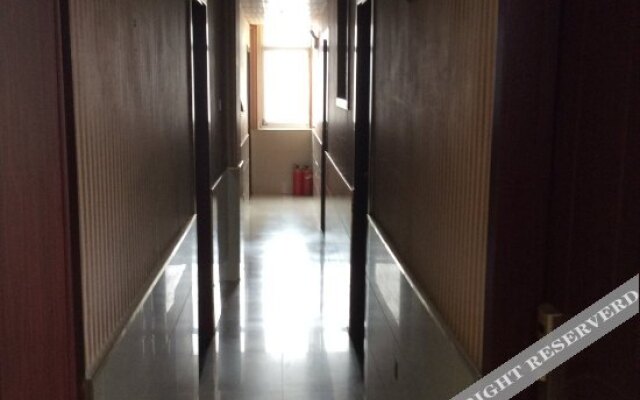 Rundong Hotel