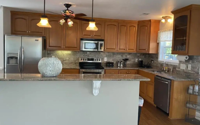 The Cypress Inn Bed & Breakfast