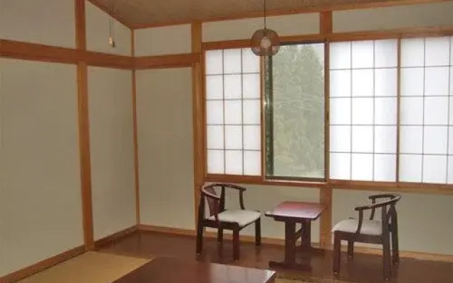 Tsukinosawa Onsen Kitagassanso