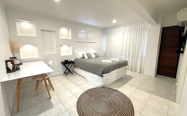 Castaway in Tugun
