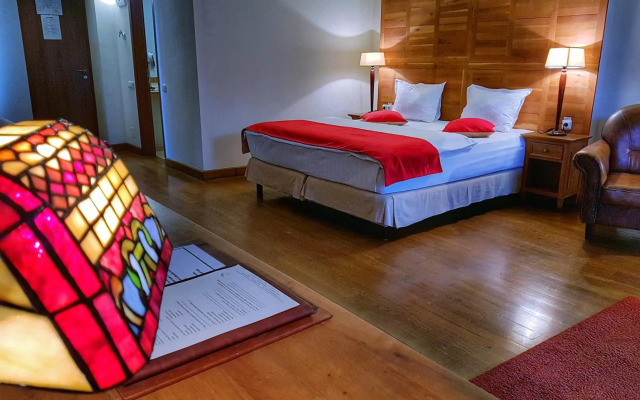 Rembrandt Hotel