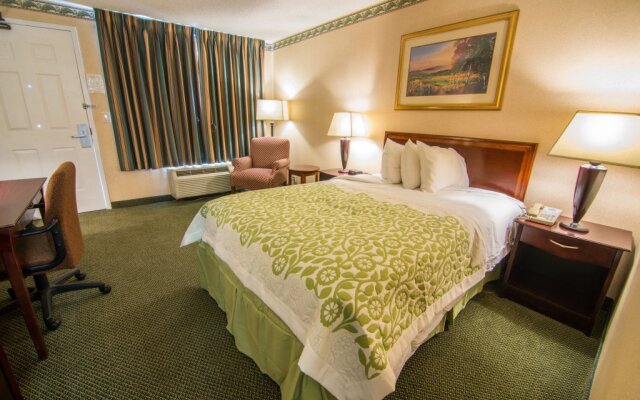 Ramada Latham/albany Airport