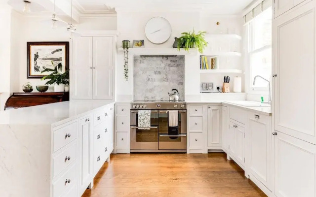 Luxury 3-bed Apartment in Central London