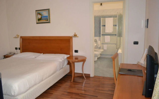 Hotel Tricolore