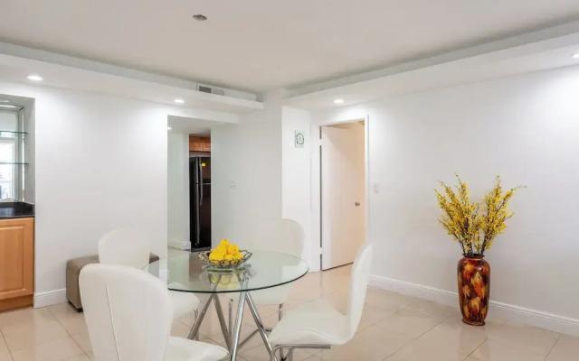 Spacious One Bedroom Centrally Located