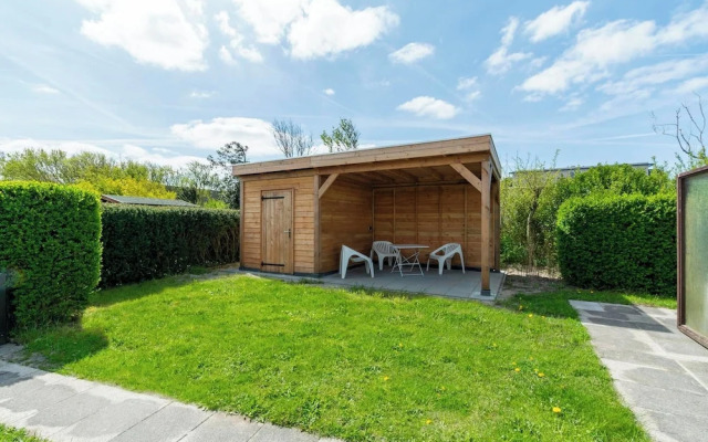 Bungalow in Callantsoog Near Sandy Beach