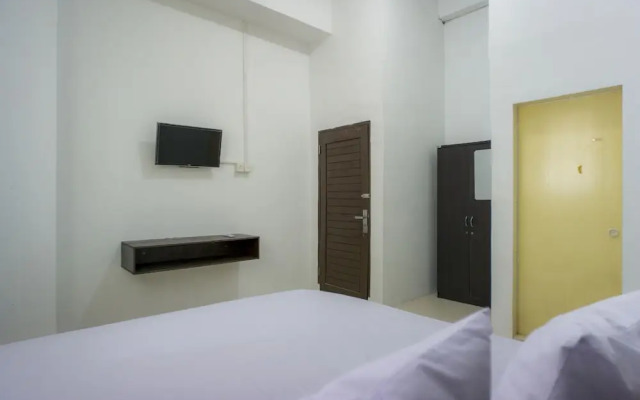 OYO Life 2366 Gatsu Kost