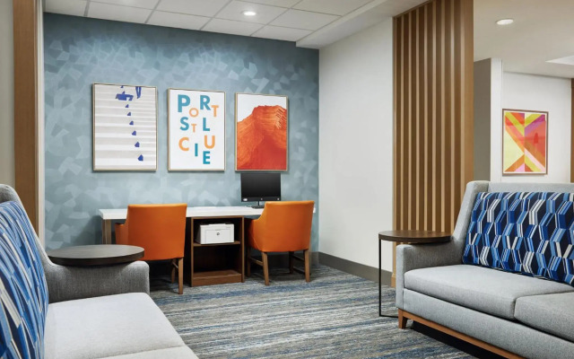 Holiday Inn Express & Suites Port St. Lucie West by IHG