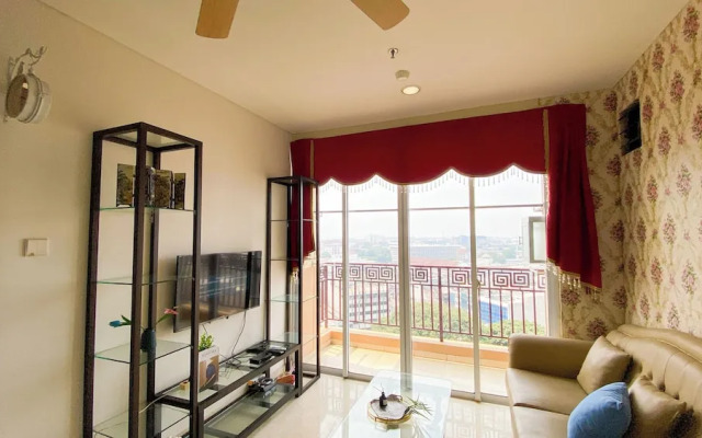 Modern Look 2Br At Lucky Tower Residence Apartment